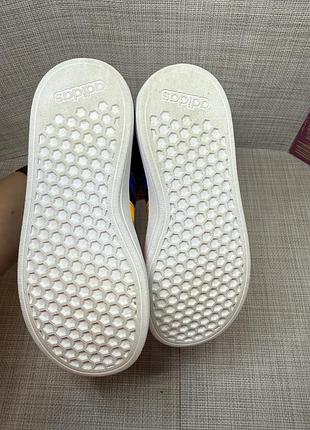 Оригінальні кросівки adidas 6