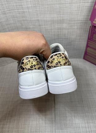 Оригінальні кросівки  adidas 5