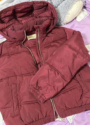 Жіноча куртка pull_bear