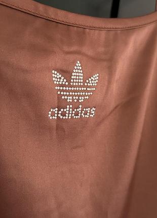 Сукня adidas атласна 2