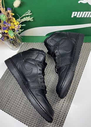 Оригінальні кросівки nike jordan 3