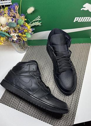 Оригинальные кроссовки nike jordan