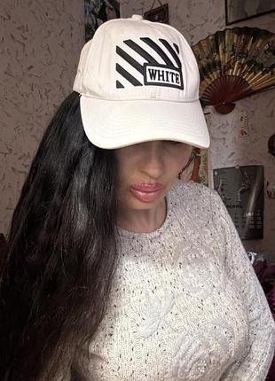 Кепка белая