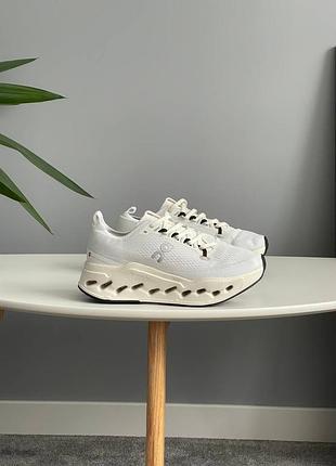 Кросівки жіночі on runner cloudsurfer max white 4