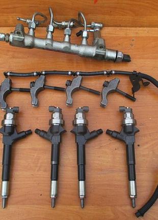 Форсунка топливная 1.7 cdti opel a17dts a17dte 55567729 б/у оригинал