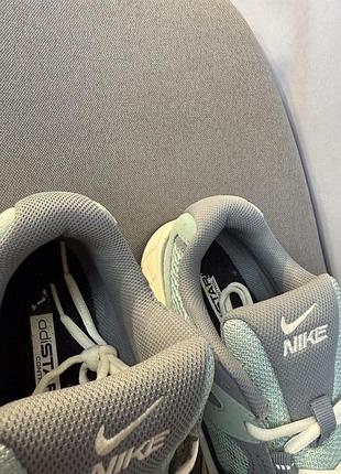 Оригінальні кросівки nike v2000 run 6