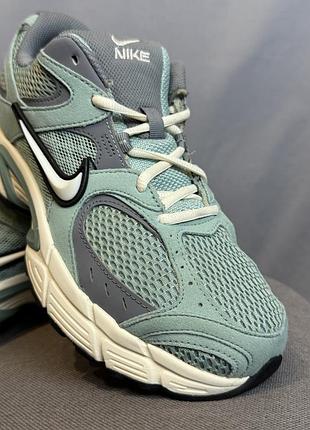 Оригінальні кросівки nike v2000 run 2