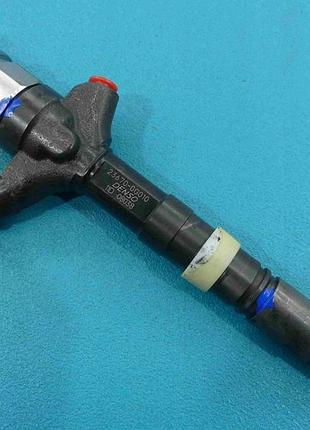 Форсунка дизельна toyota avensis ii t25 23670-0g010 2.0