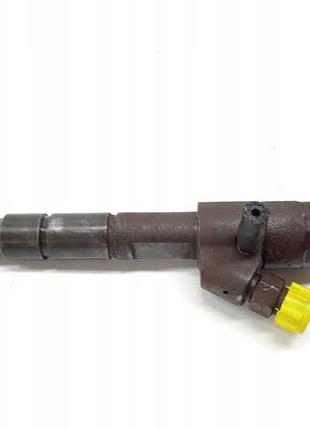Форсунка дизельна 131988929 renault midlum 220 270 dci