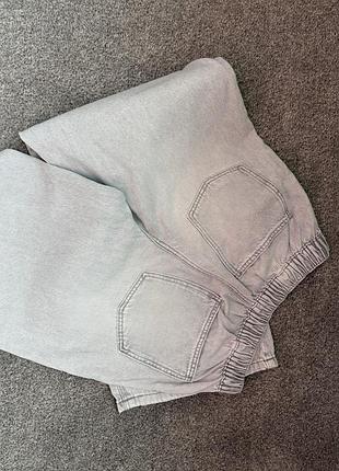 Сірі джинси zara 4