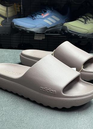 Тапки adidas