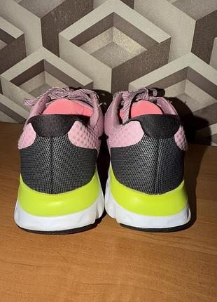 Жіночі кросівки nike renew run 2 3