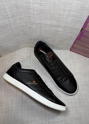 Оригінальні кросівки  ellesse