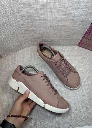 Оригінальні кросівки   шкіряні clark's