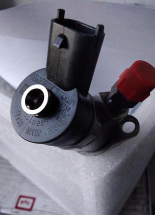 Форсунка паливна bosch 0445110259 ford focus 1.6 tdci б/у оригінал