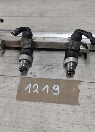 Форсунка топливная lotus elan 16. turbo бензинова strip 17089116 б/у оригинал