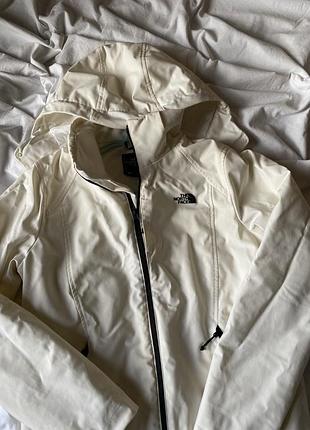 Женская куртка the north face л 2