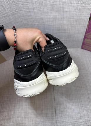 Оригінальні кросівки adidas 5