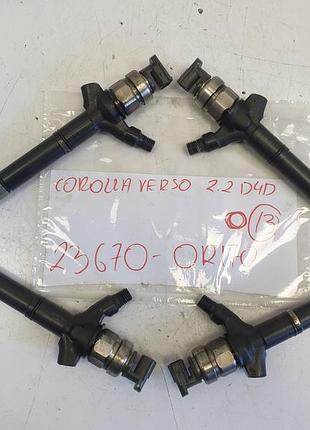 Форсунка дизельна toyota corolla verso 2.2 d4d 23670-0r170