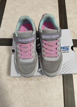 Кроссовки для девочки skechers 2