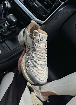 Nike v2k run premium 2