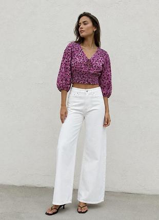 🌸 романтична кроп-блуза в ніжні квіти bershka