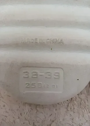 Шлепки,р38-39🤍🤍🤍 2