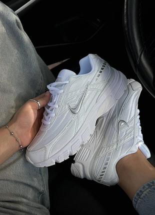 Nike initiator premium