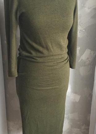 Шикарне плаття гарного оливкового кольору stradivarius3 фото