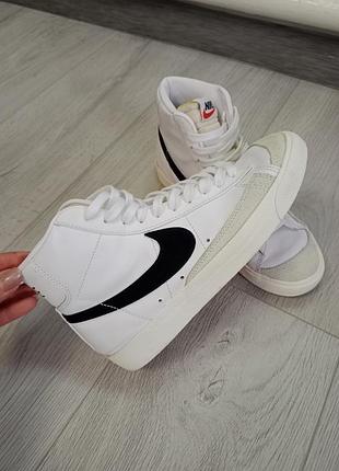 Кросівки nike 4