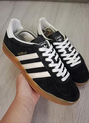 Кросівки adidas