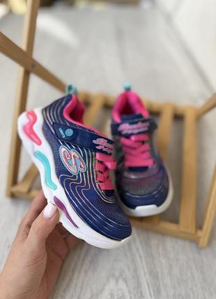 Skechers кросівки 28,5 розмір
