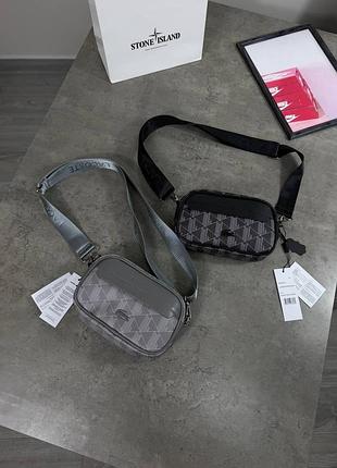 Месенджер lacoste monogram