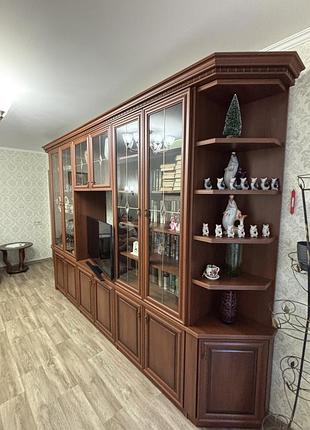 Продам стінку, сервант 3