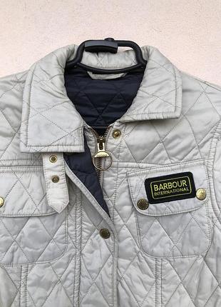 Стьобана куртка barbour 4