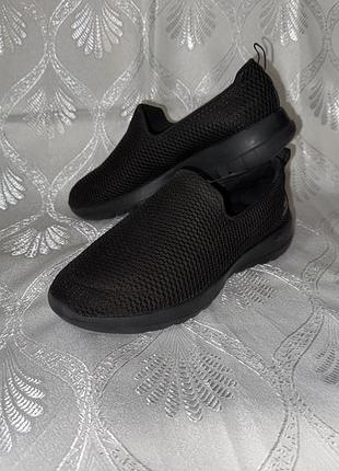 Жіночі сліпони кросівки skechers gowalk joy р. 37 (24.00 см)