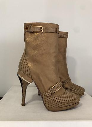 Versace ботильони 36 розмір. 3