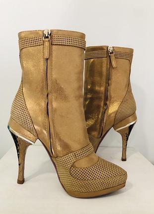 Versace ботильони 36 розмір. 6