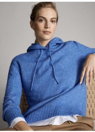 Трикотажный худи голубого цвета от премиального бренда massimo dutti.