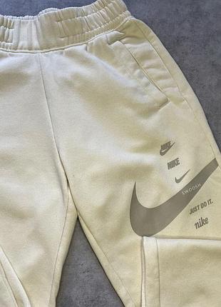 Штани nike 4