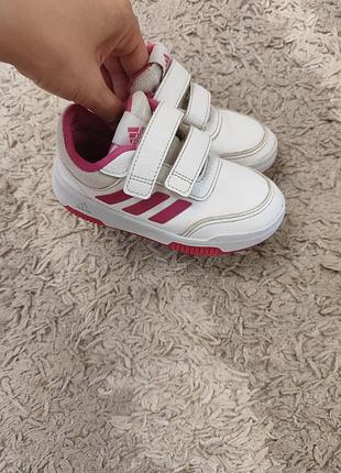 Кроссовки adidas для девочки 25 размер