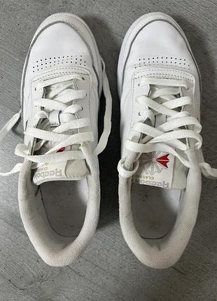 Жіночі кросівки reebok