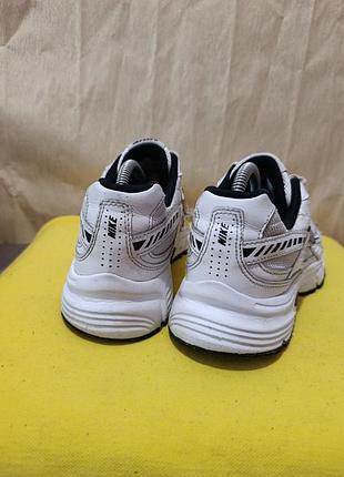 Кросівки nike initiator 3