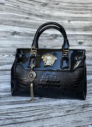Лакована сумка gianni versace