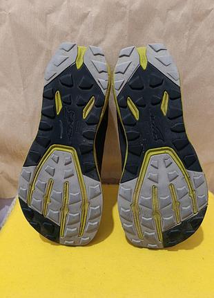 Трейловые кроссовки altra superior 7 6