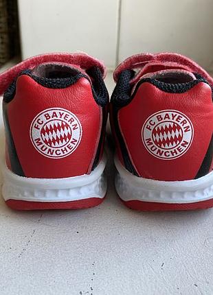 Кросівки adidas 21р. оригінал 9