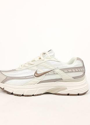 Nike initiator бежевые 2