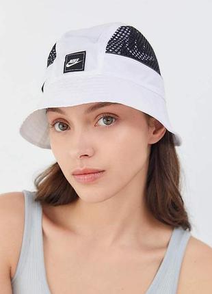 Крута біла панама nike