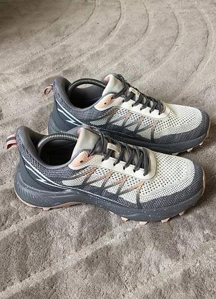 Сірі трекінгові кросівки crane adult recycled hiking shoes — чудовий вибір для активного відпочинку, подорожей та легких походів, жіночі кросівки р 41