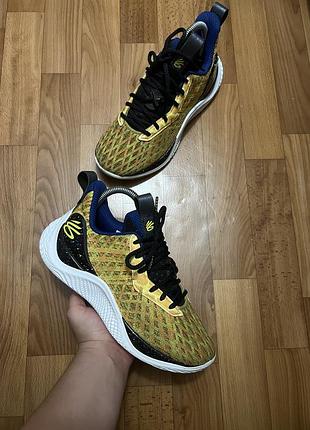 Жіночі кросівки under armour curry flow 10 , 38р